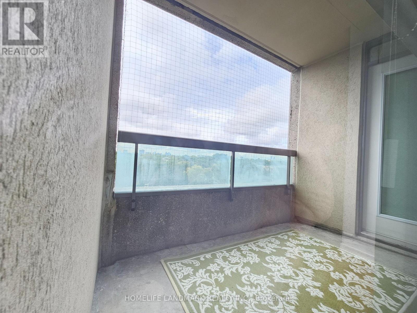 812 - 503 Beecroft Road Property Photo 29