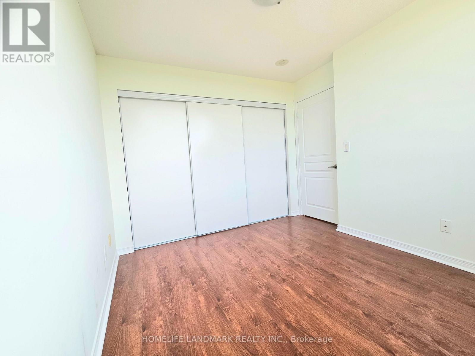 812 - 503 Beecroft Road Property Photo 33