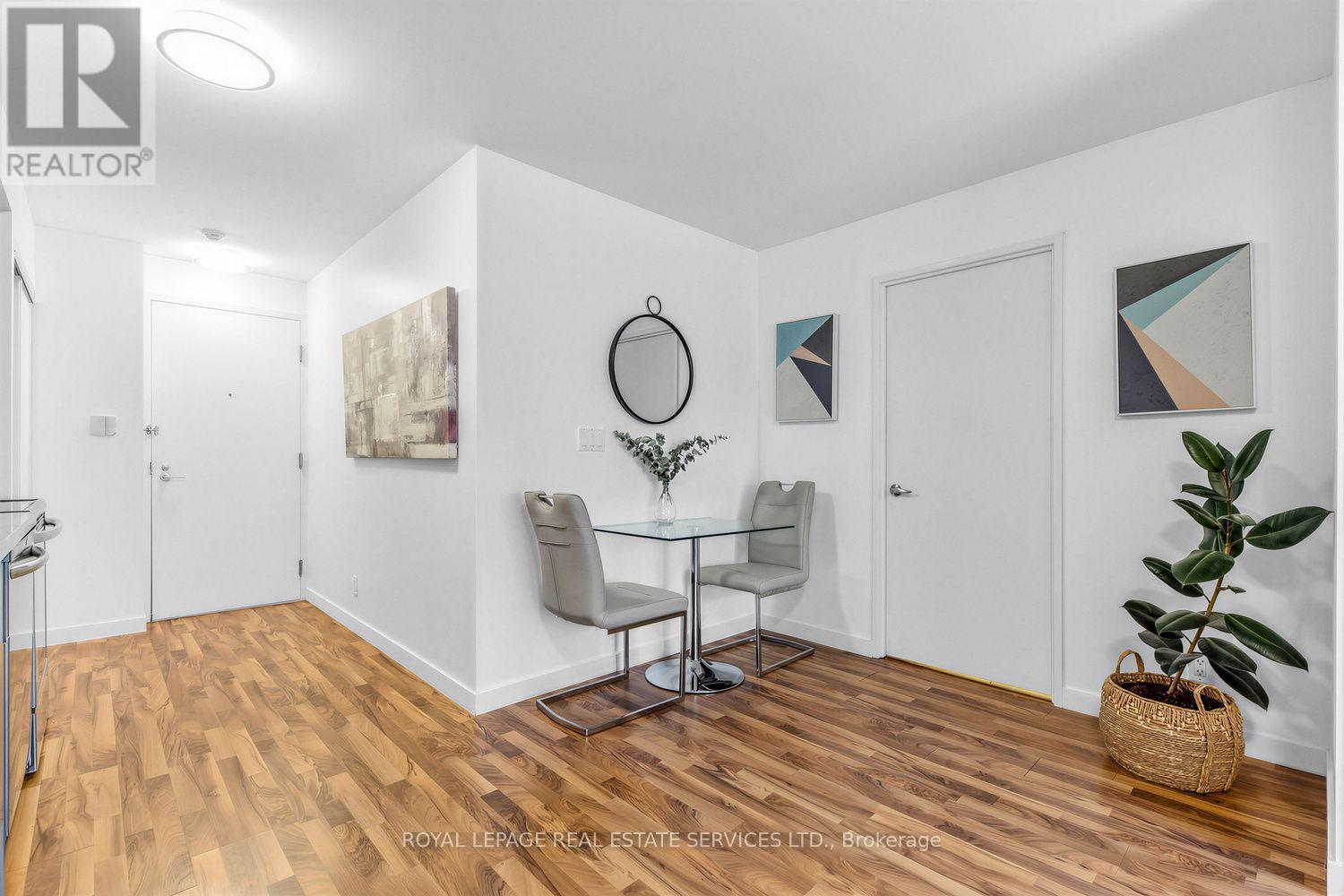 337 - 1005 King Street W Property Photo 15