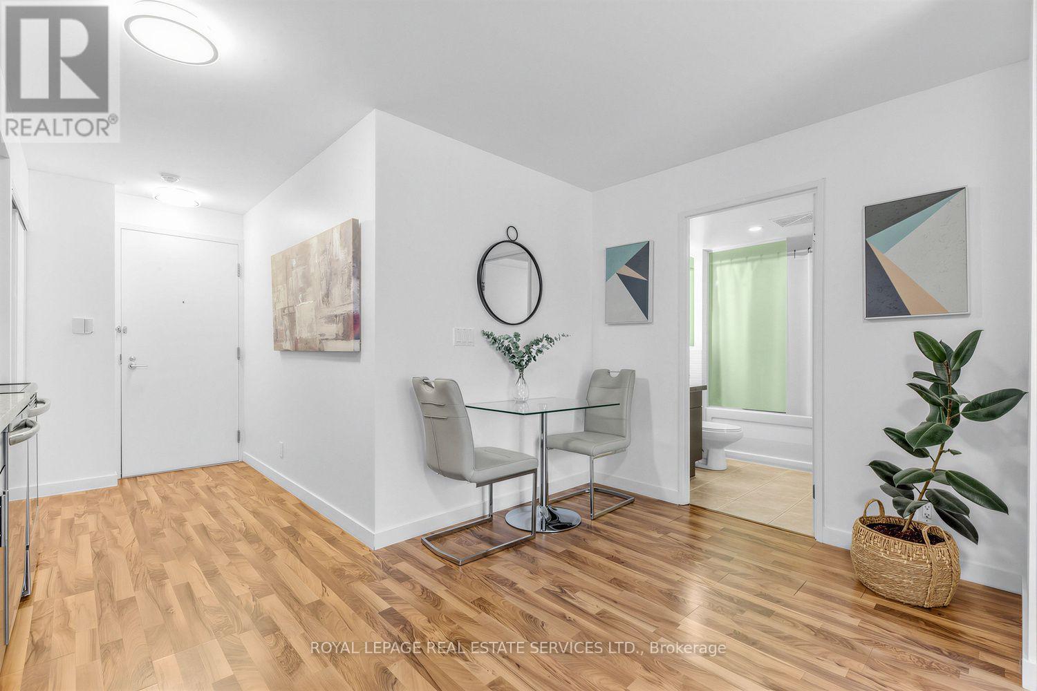 337 - 1005 King Street W Property Photo 16