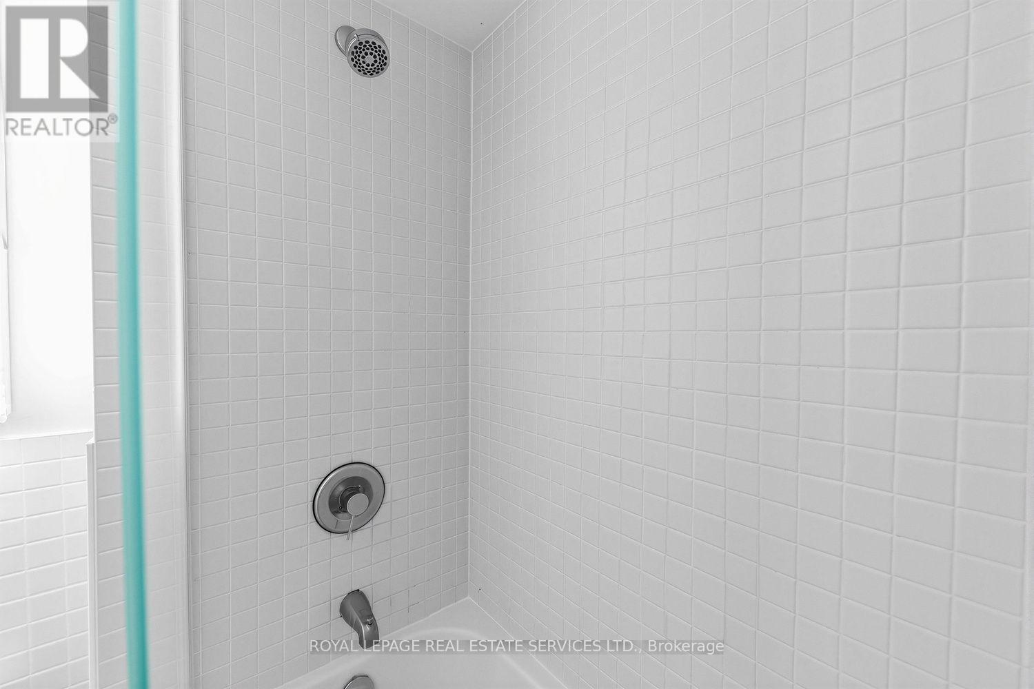 337 - 1005 King Street W Property Photo 22