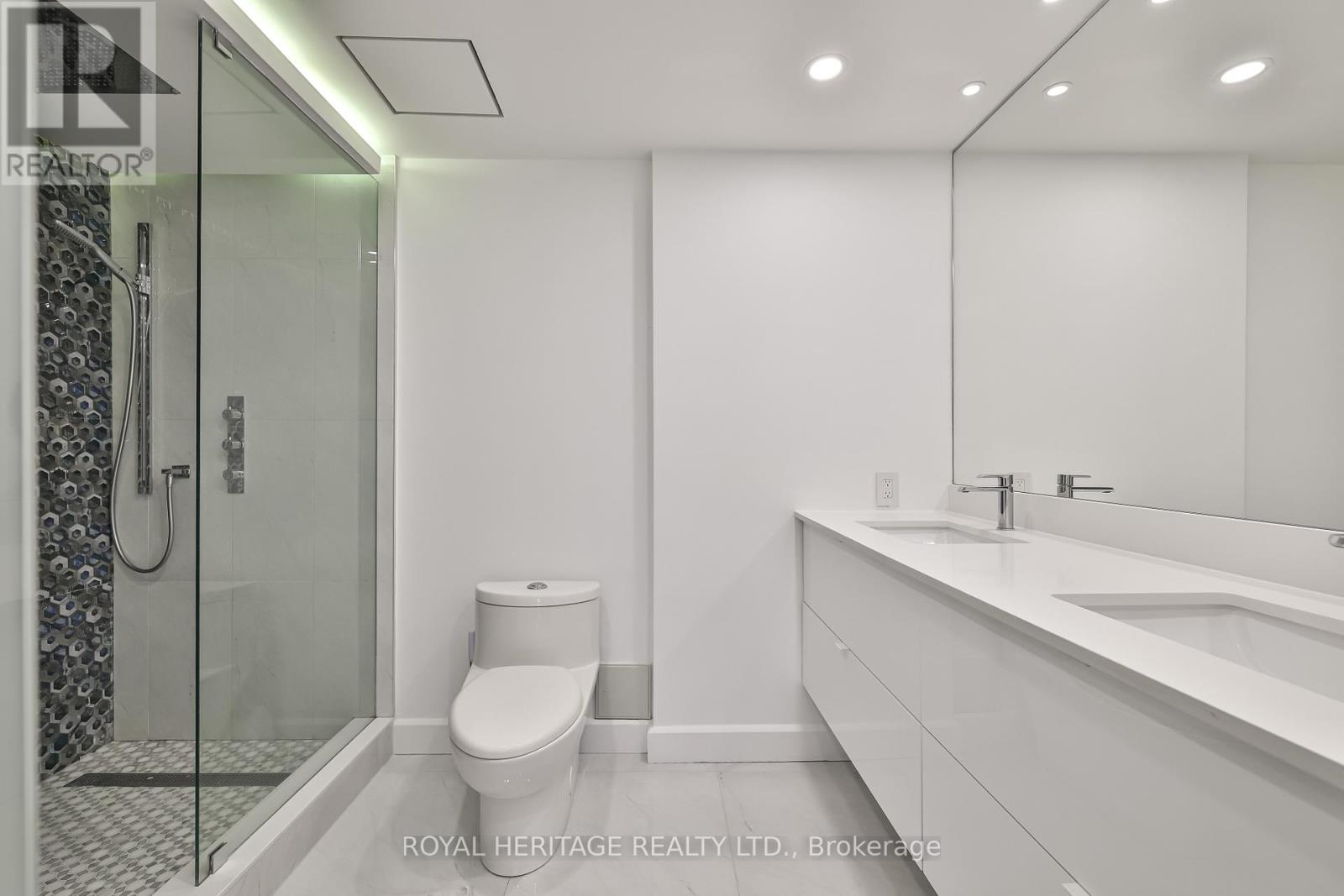 801 - 10 Torresdale Avenue Property Photo 29
