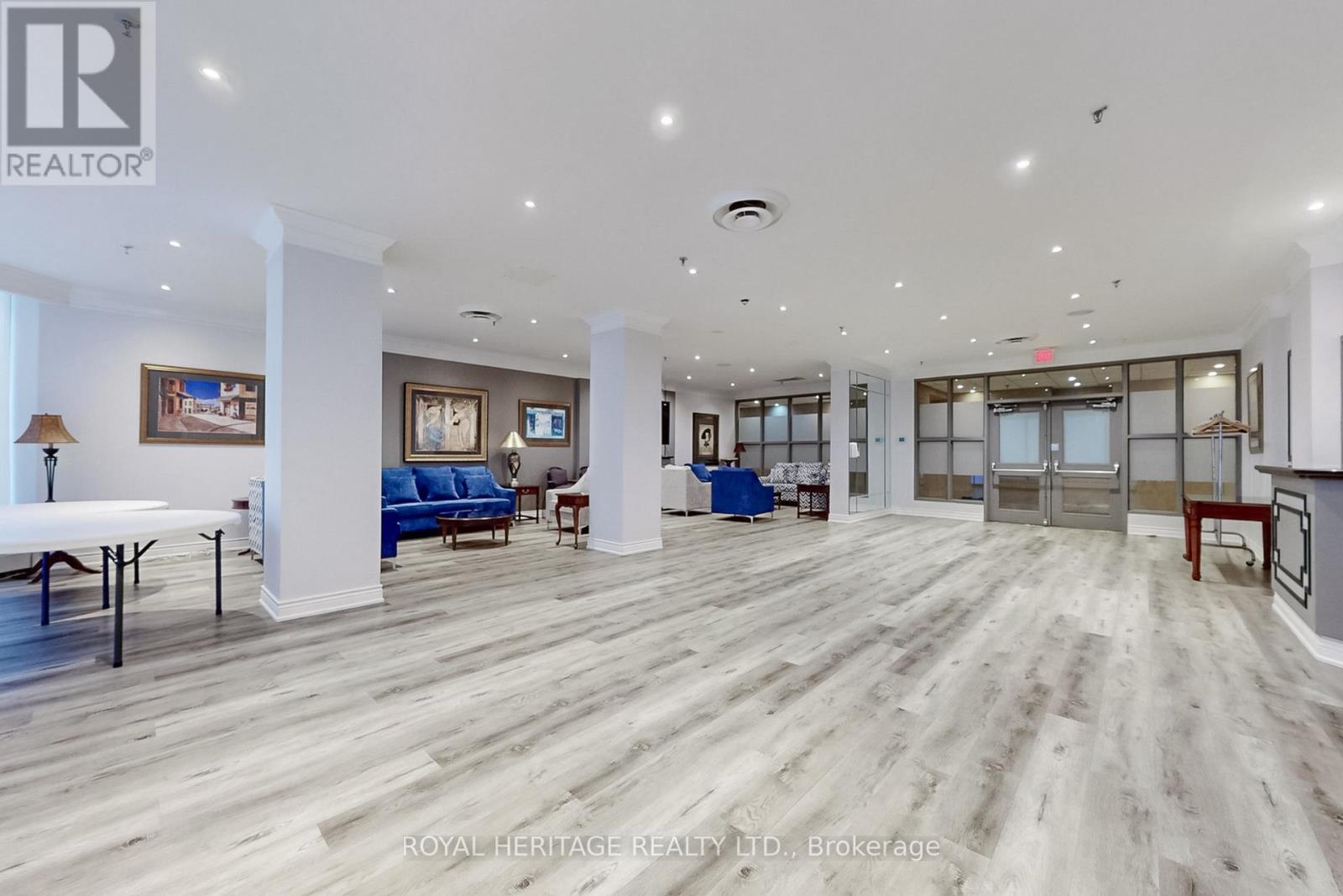 801 - 10 Torresdale Avenue Property Photo 41