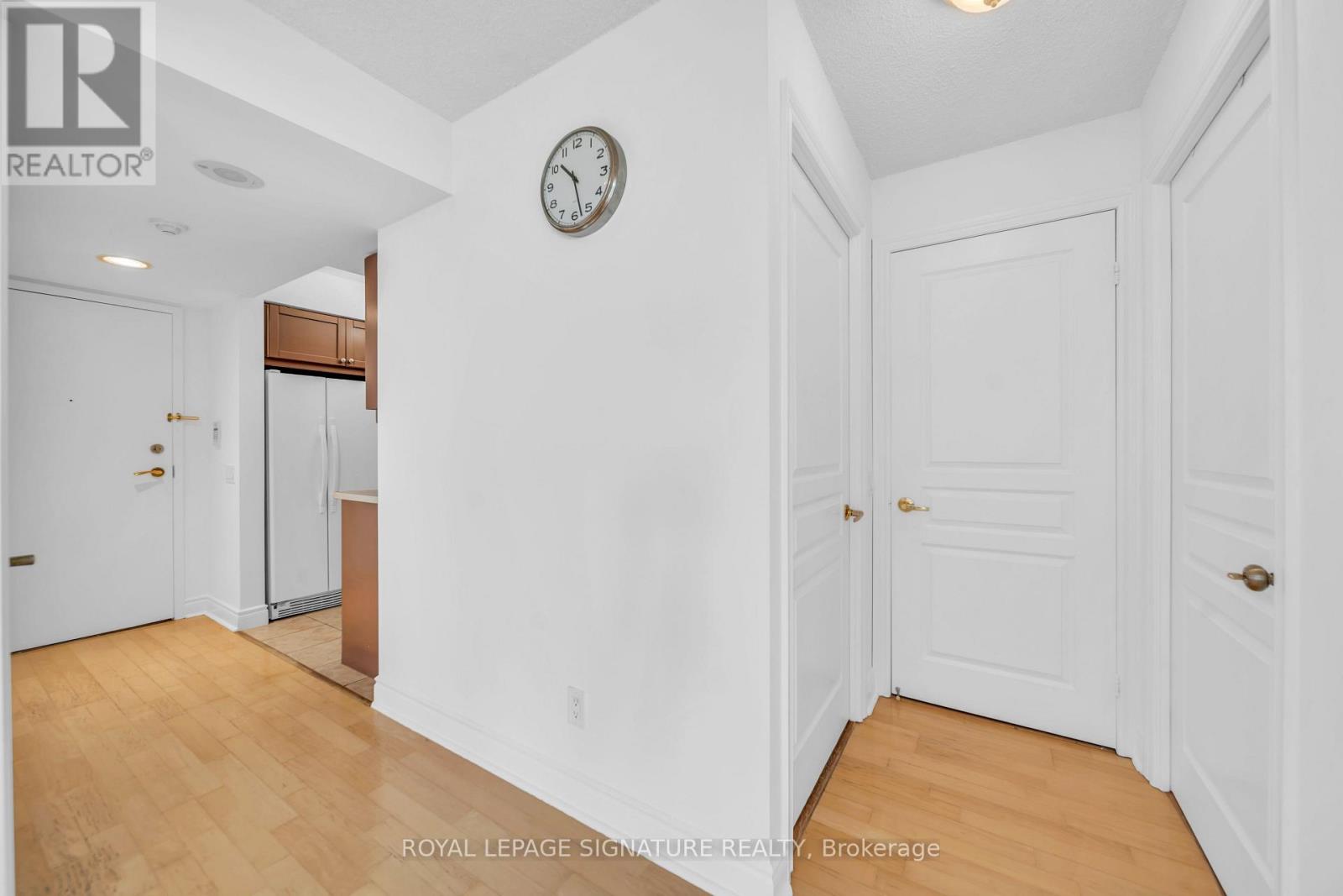 2122 - 15 Northtown Way Property Photo 16