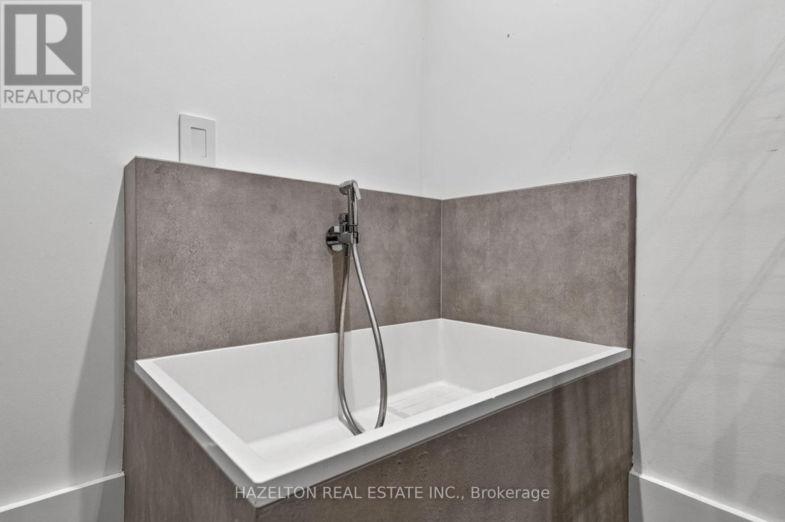 228 Glen Road Property Photo 29