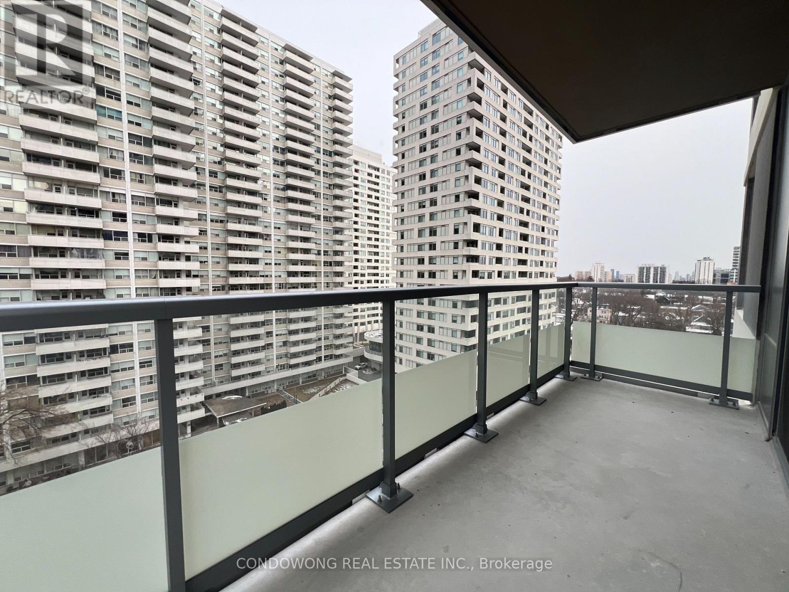 1019 - 50 Dunfield Avenue Property Photo 21