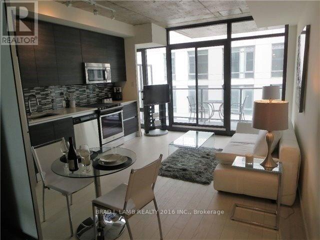 1212 - 111 Bathurst Street Property Photo 1
