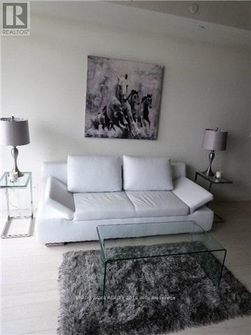 1212 - 111 Bathurst Street Property Photo 2