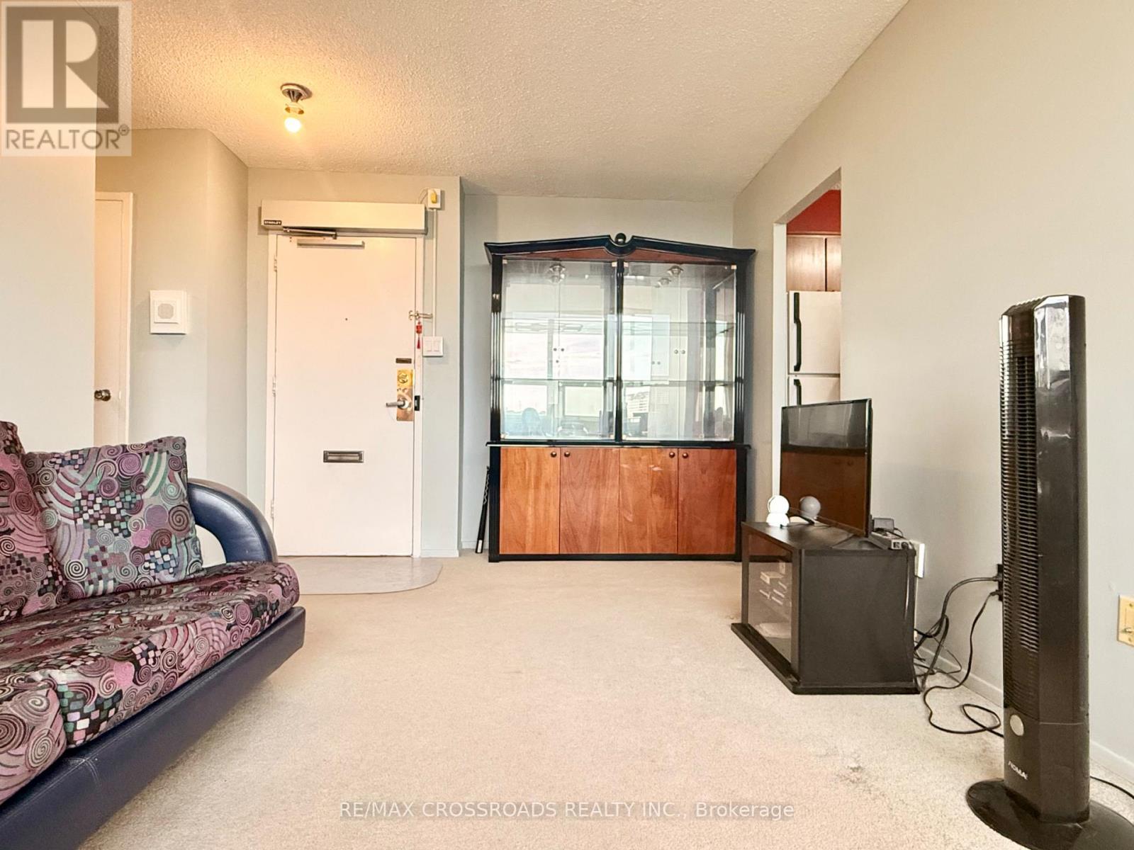 1109 - 5 Parkway Forest Drive Property Photo 5