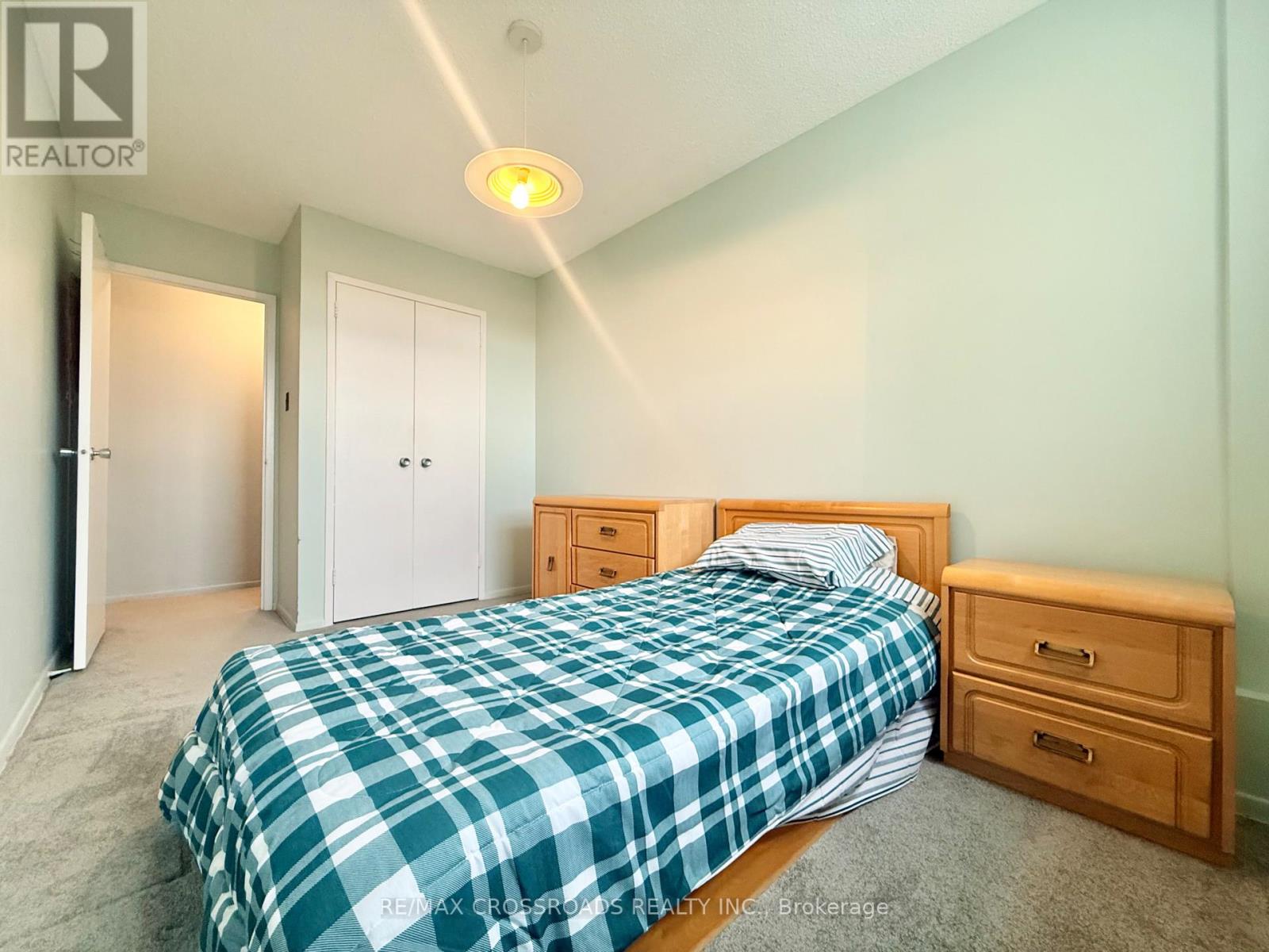 1109 - 5 Parkway Forest Drive Property Photo 13