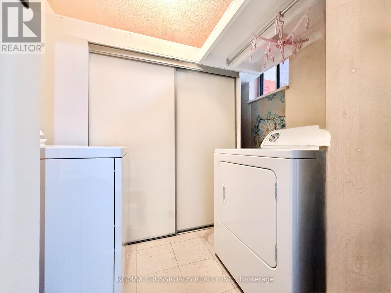 1109 - 5 Parkway Forest Drive Property Photo 15