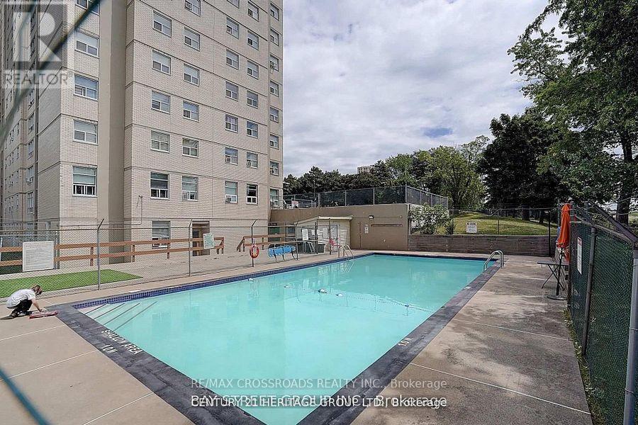 1109 - 5 Parkway Forest Drive Property Photo 23