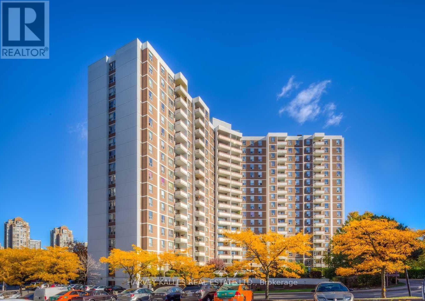 802 - 20 Edgecliff Golfway Property Photo 1