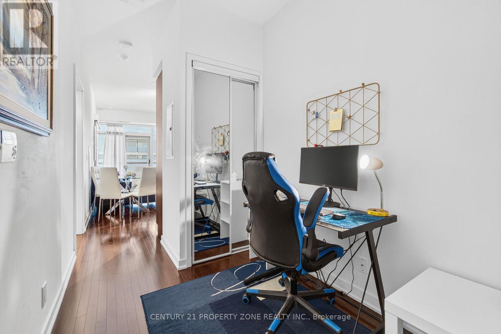 4409 - 14 York Street Property Photo 14