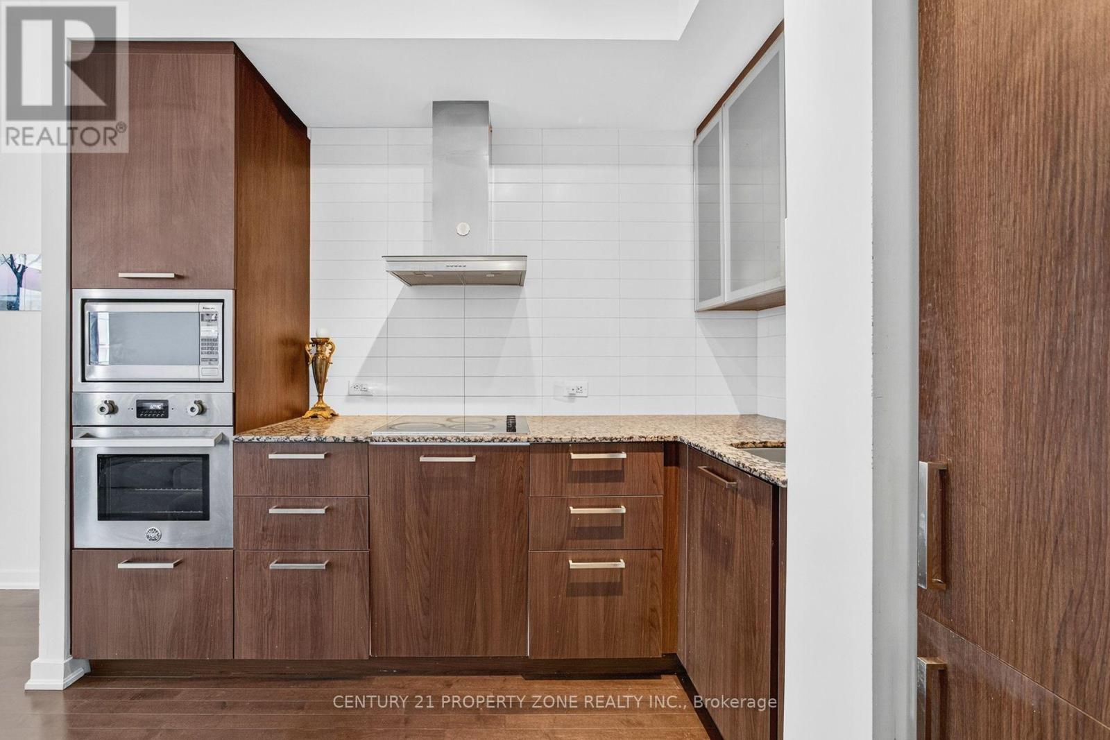 4409 - 14 York Street Property Photo 18
