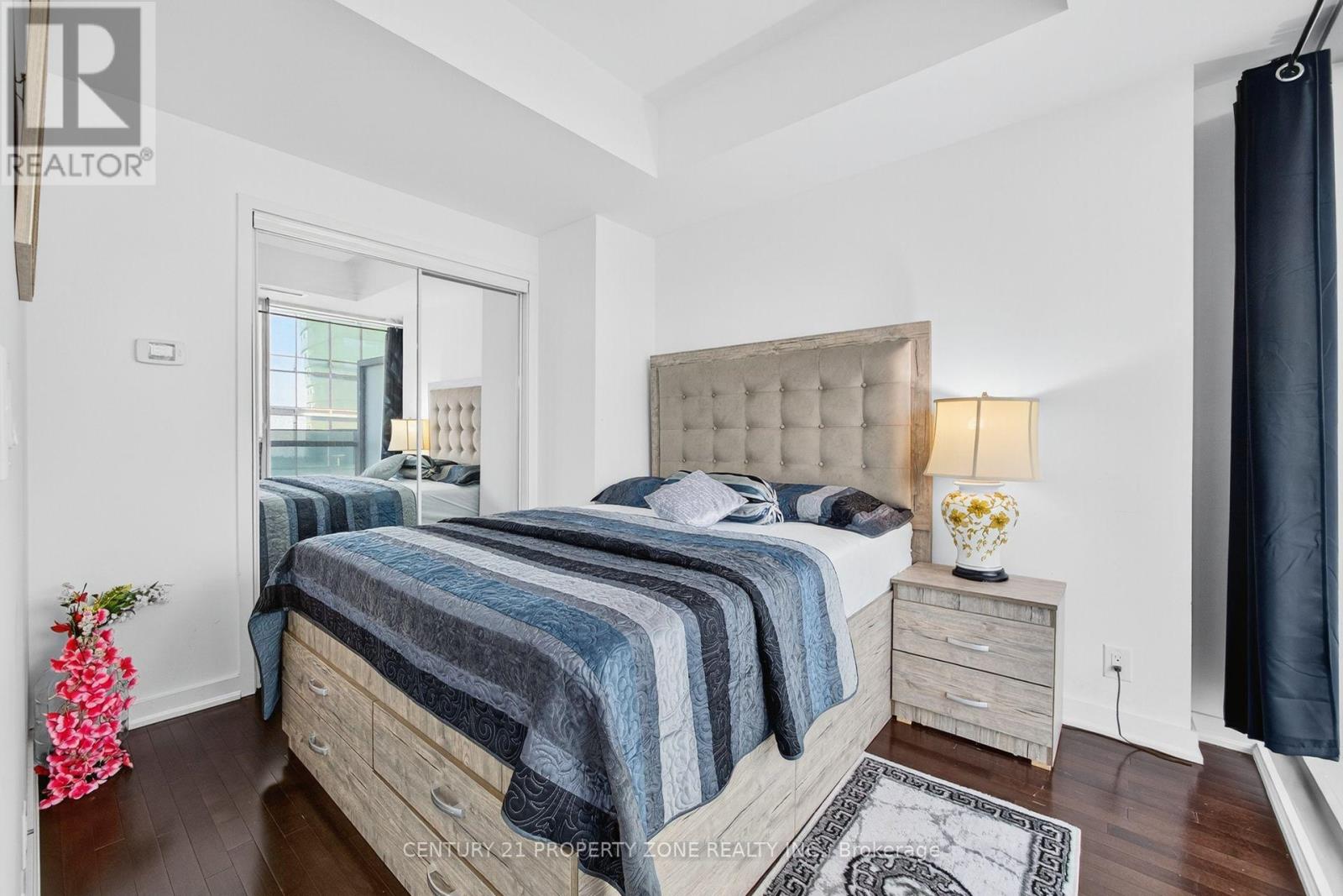 4409 - 14 York Street Property Photo 31