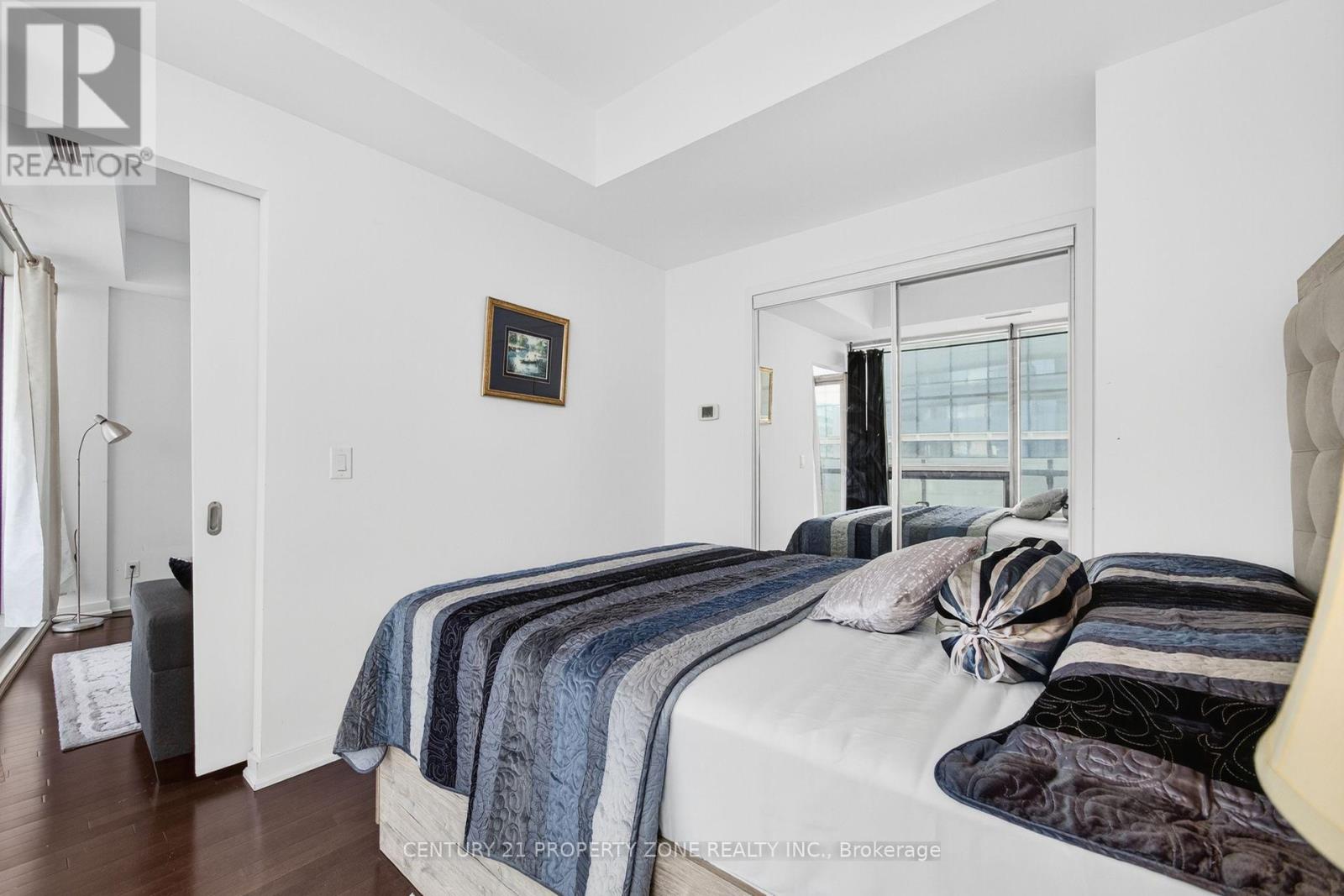 4409 - 14 York Street Property Photo 32
