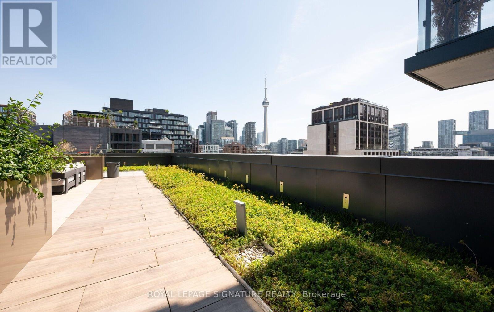 427 - 543 Richmond Street W Property Photo 29