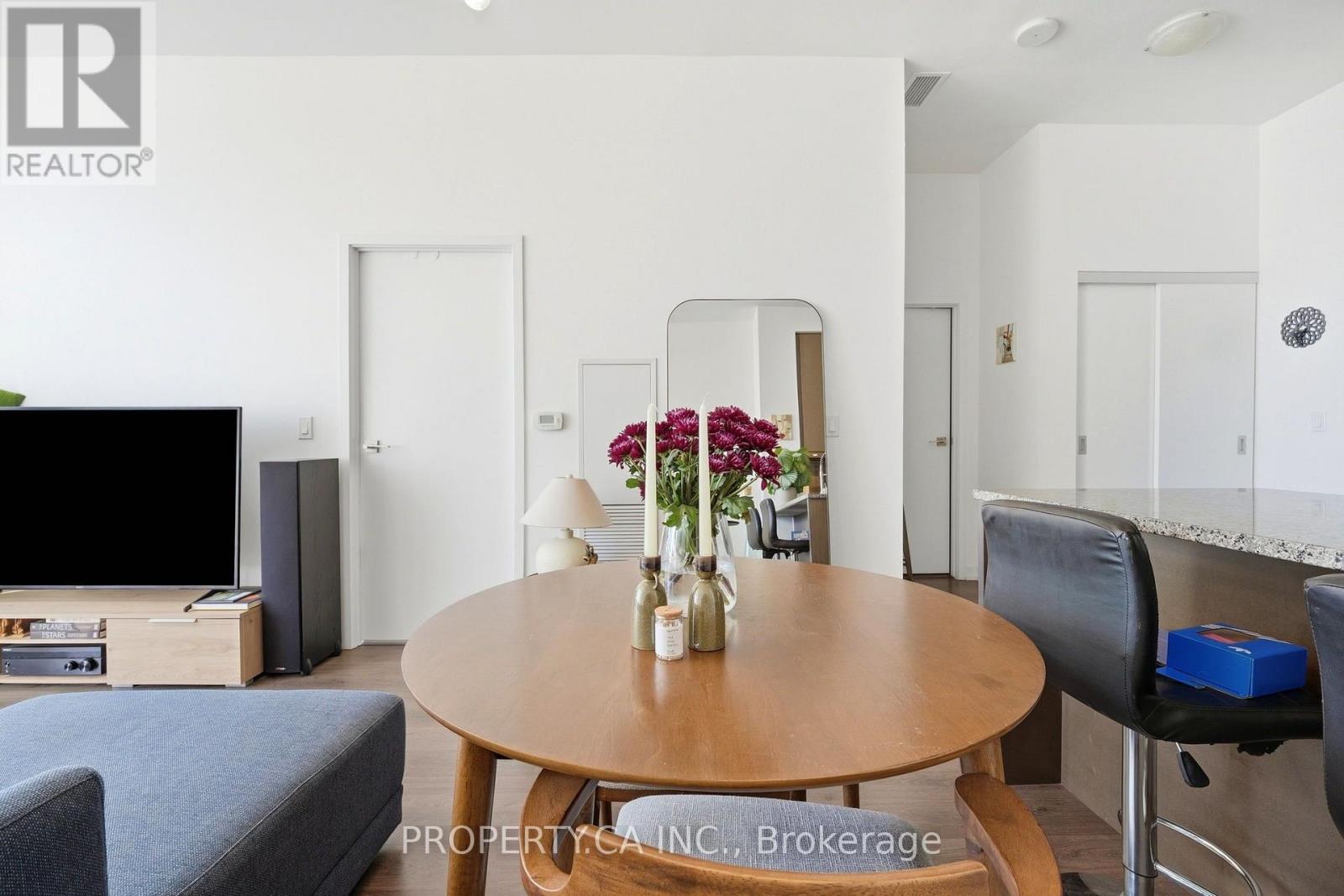 Ph3608 - 89 Dunfield Avenue Property Photo 16
