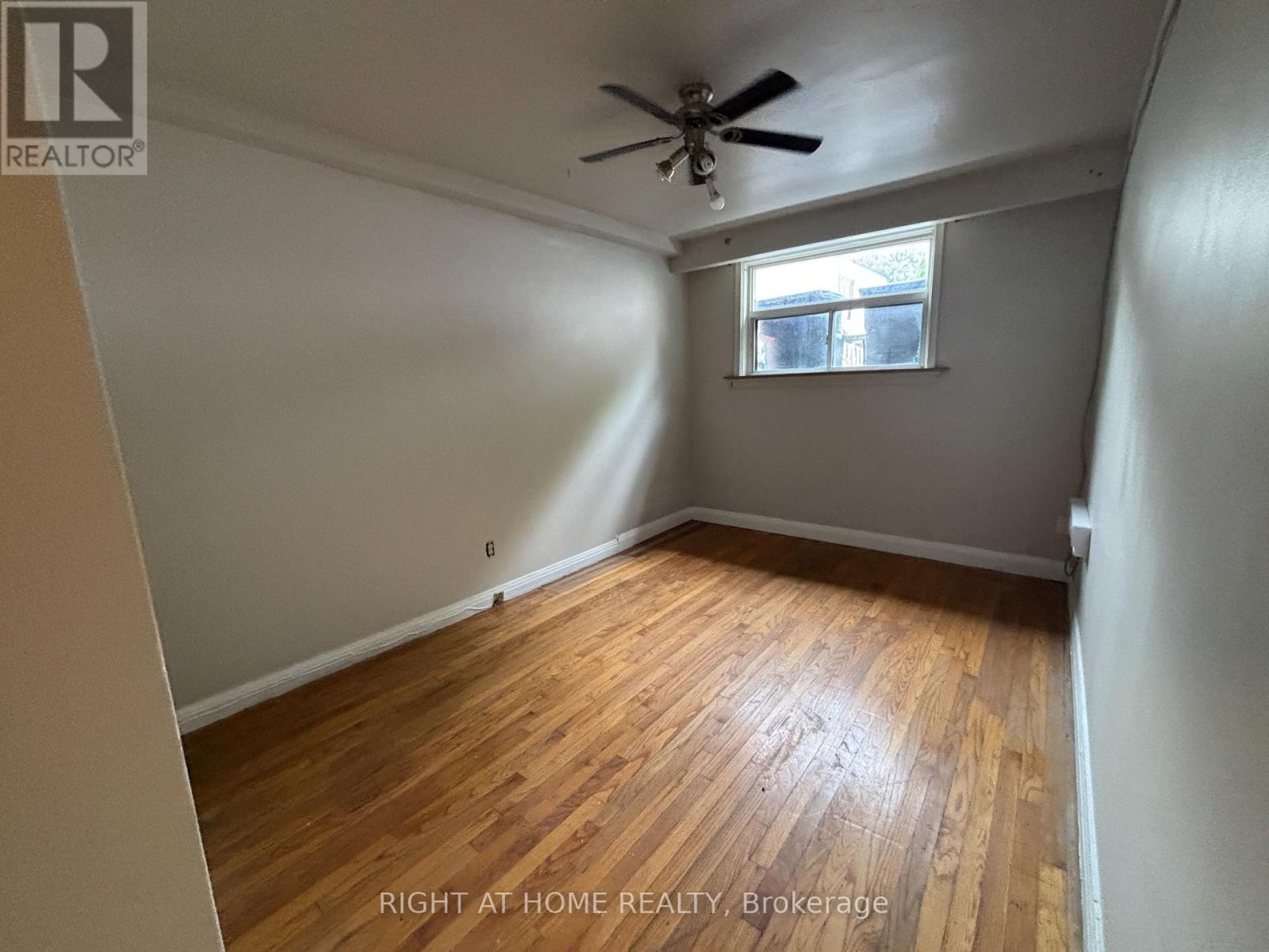 Lower - 513 Oakwood Avenue Property Photo 3