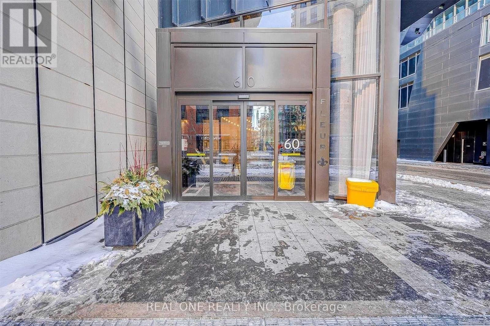 216 - 60 Shuter Street Property Photo 2