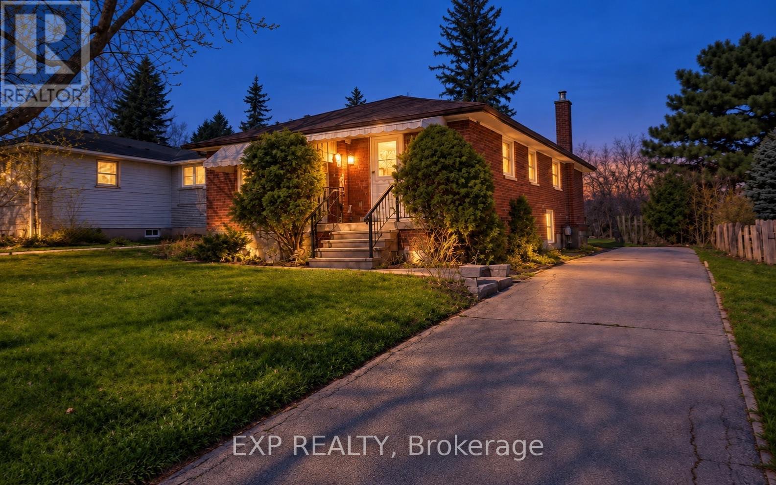 54 SHAUNAVON HEIGHTS CRESCENT