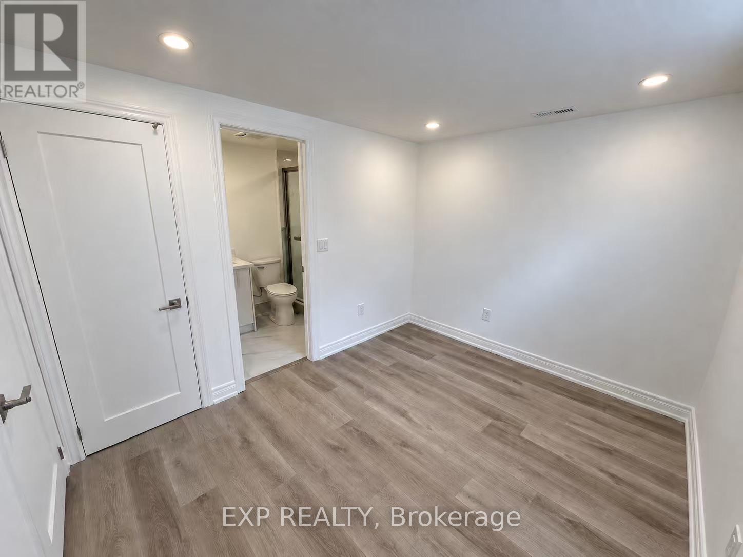 54 Shaunavon Heights Crescent Property Photo 10