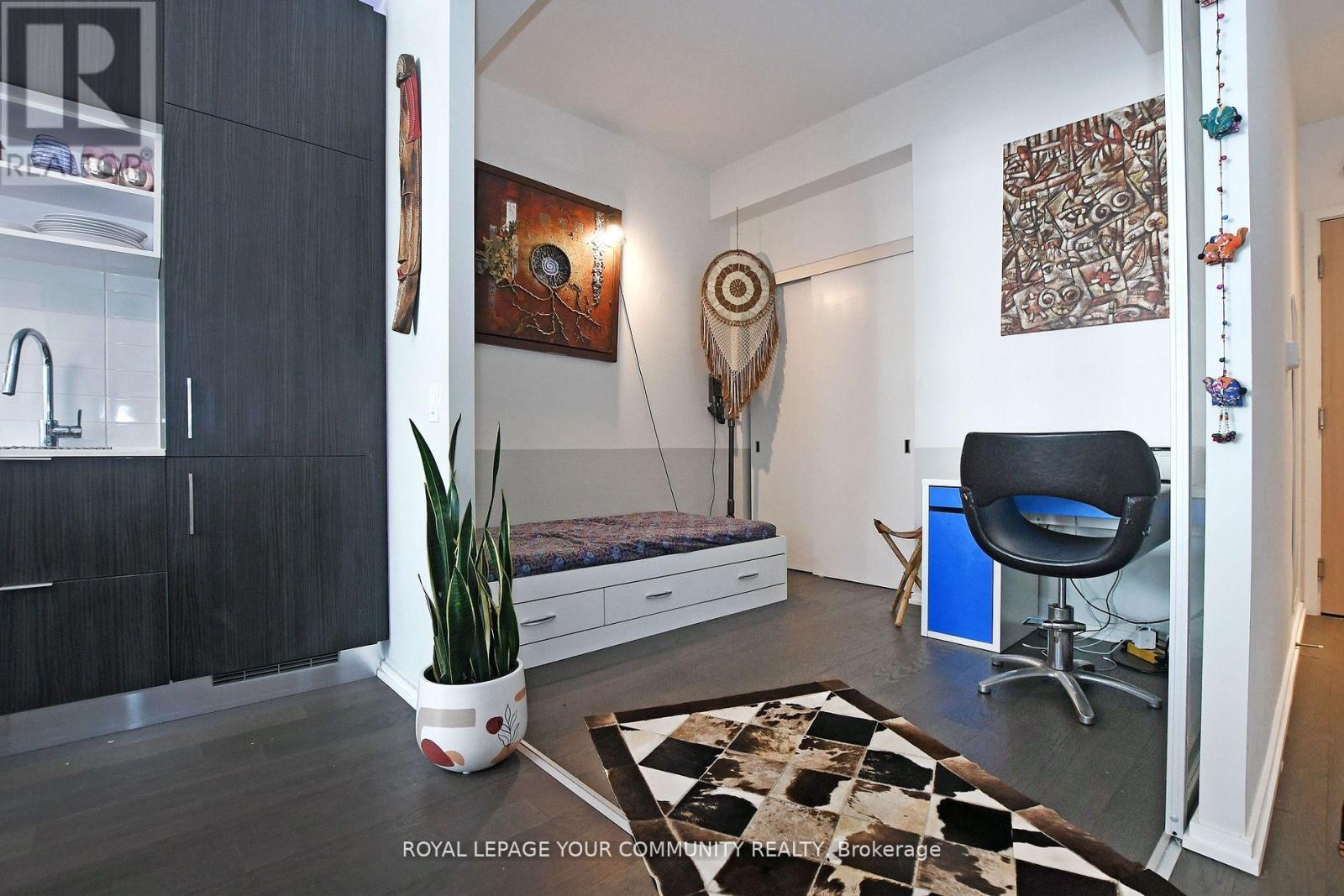 1511 - 5 Soudan Avenue Property Photo 14