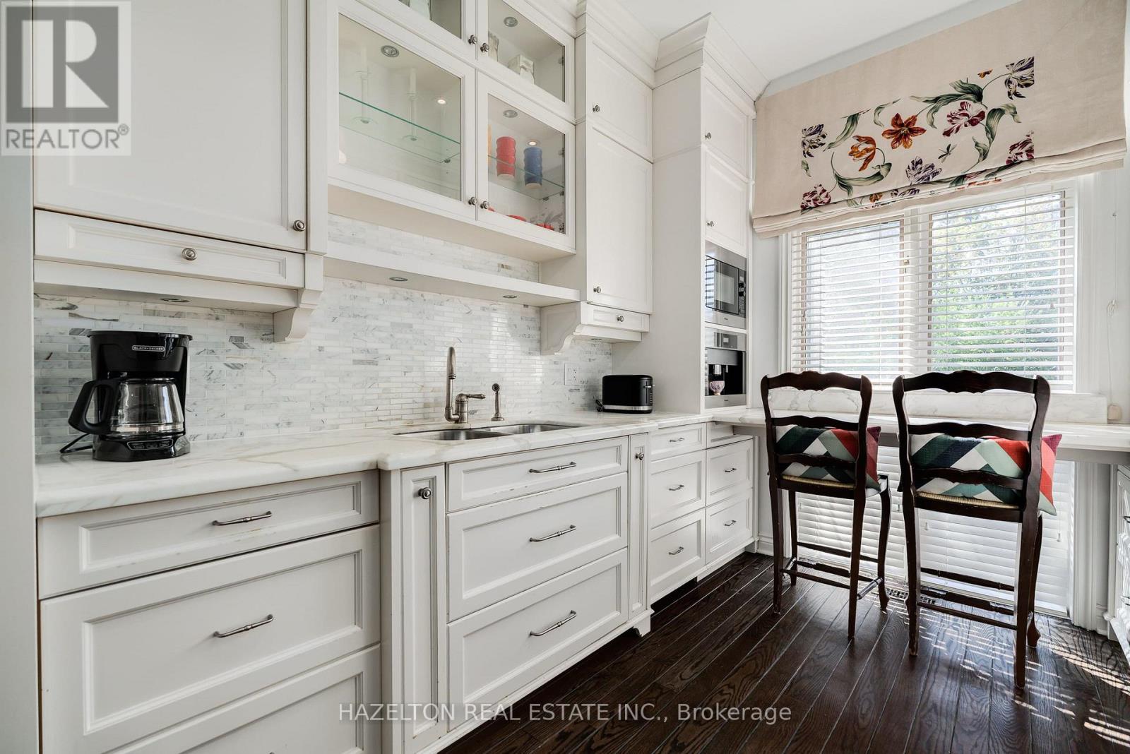 230 Glen Road Property Photo 7