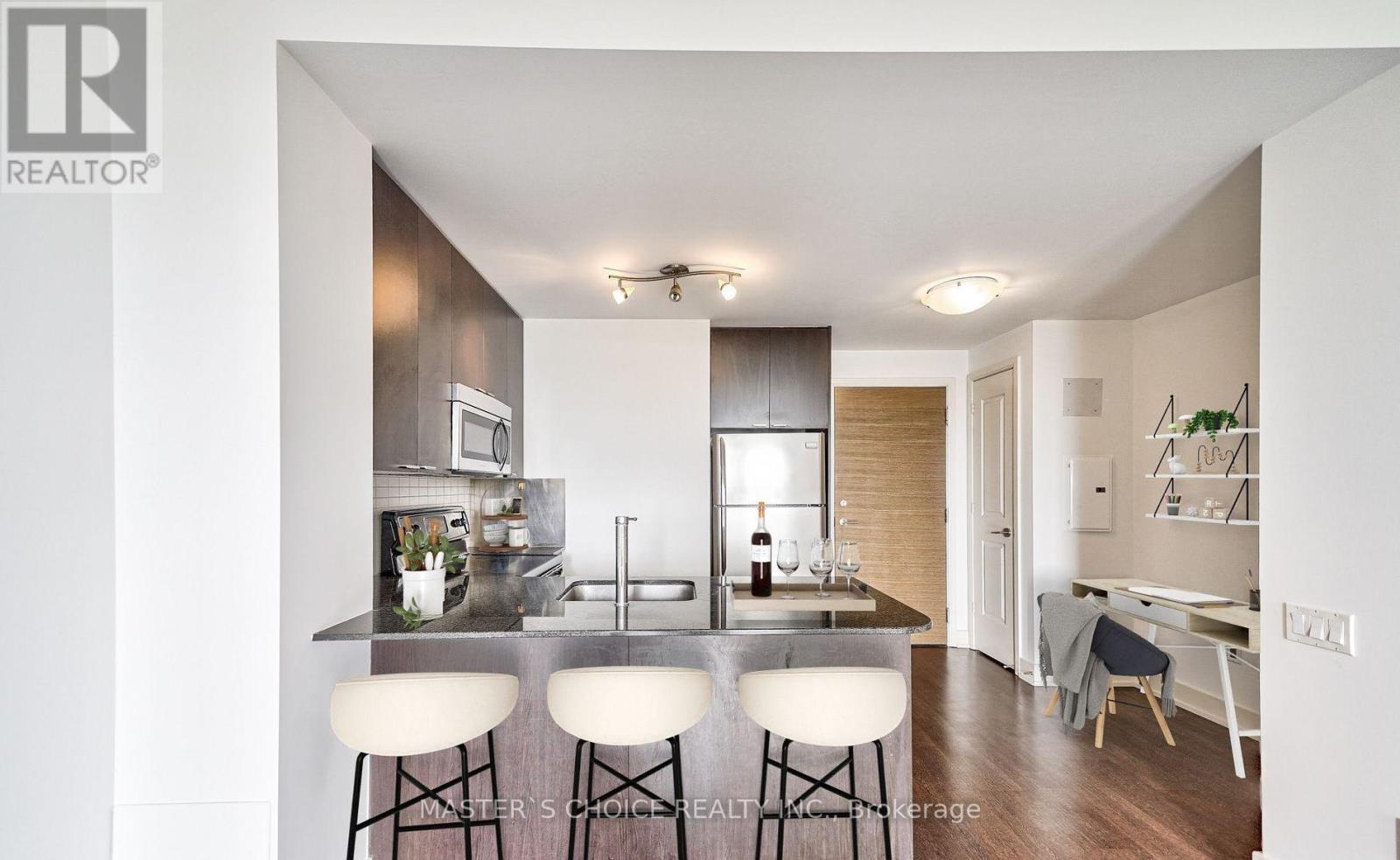2707 - 23 Sheppard Avenue E Property Photo 2