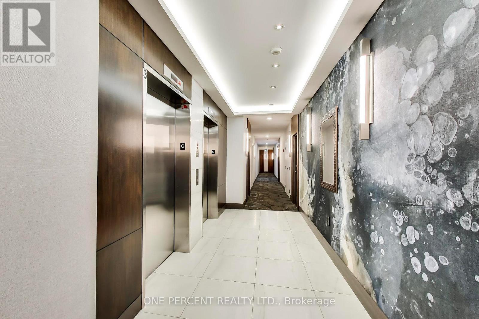 109 - 3840 Bathurst Street Property Photo 21