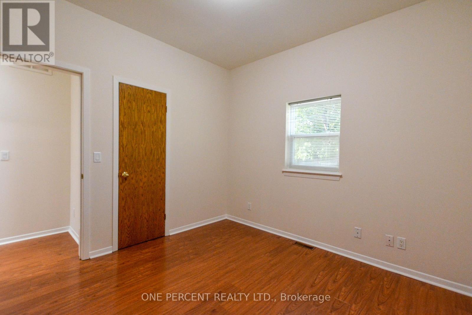204 Sheppard Avenue W Property Photo 17