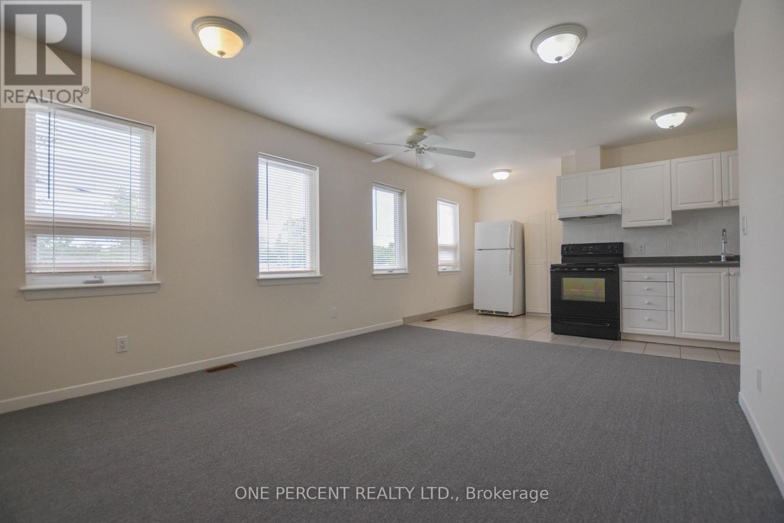 204 Sheppard Avenue W Property Photo 19