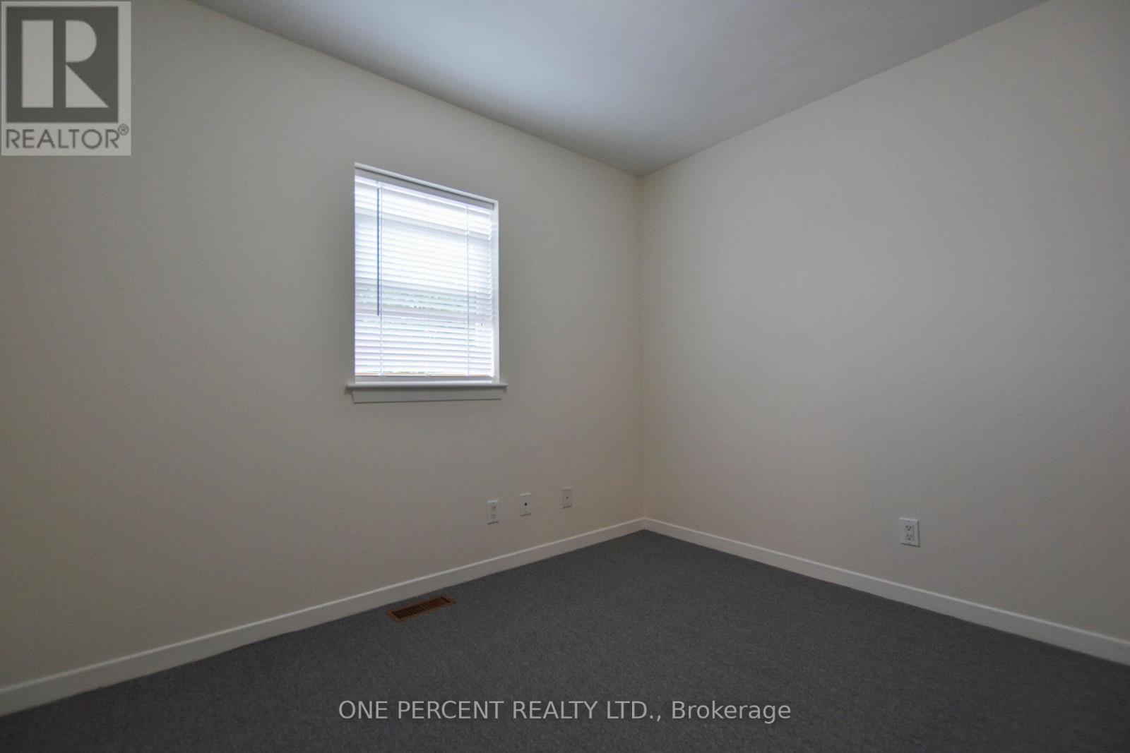 204 Sheppard Avenue W Property Photo 26