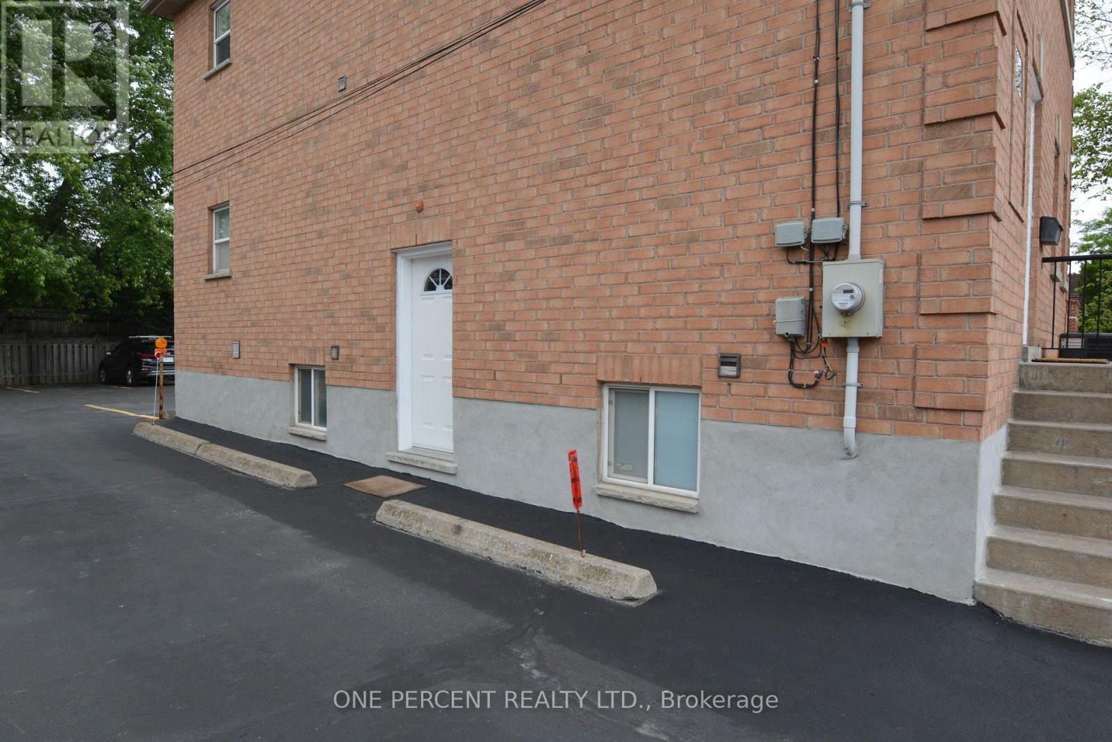 204 Sheppard Avenue W Property Photo 31