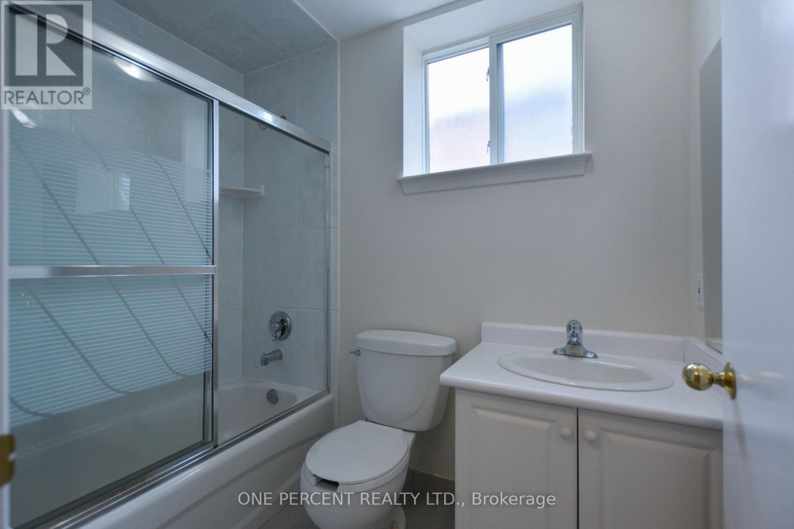 204 Sheppard Avenue W Property Photo 40