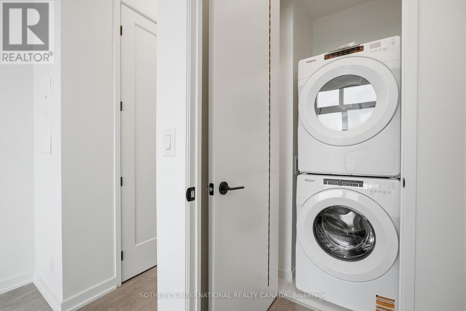 Ph14 - 88 Bathurst Street Property Photo 23