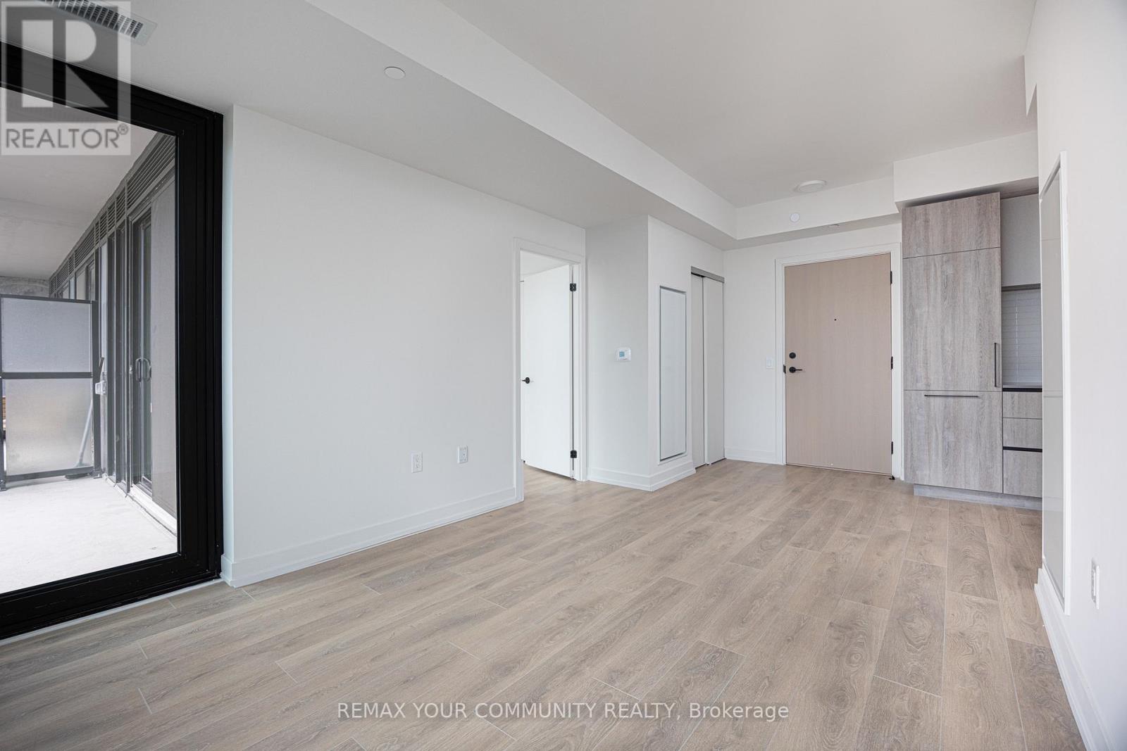 1002 - 181 Sterling Road Property Photo 2
