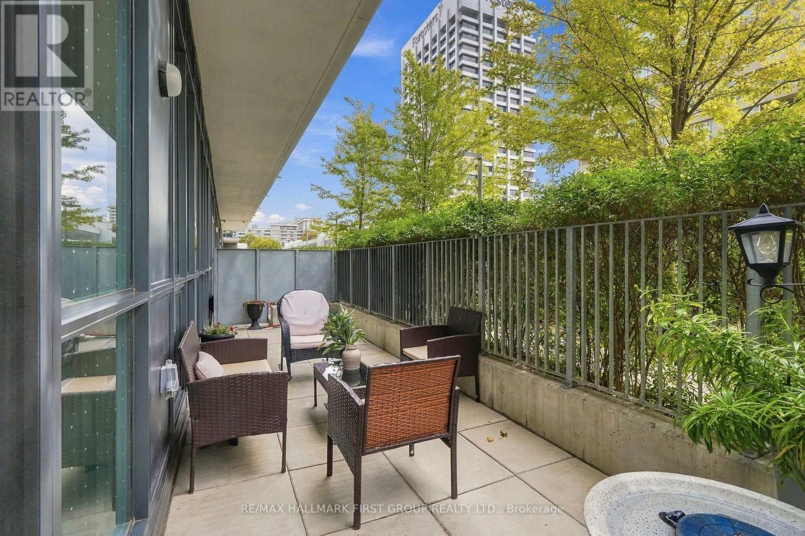 103 - 6 Sonic Way Property Photo 1