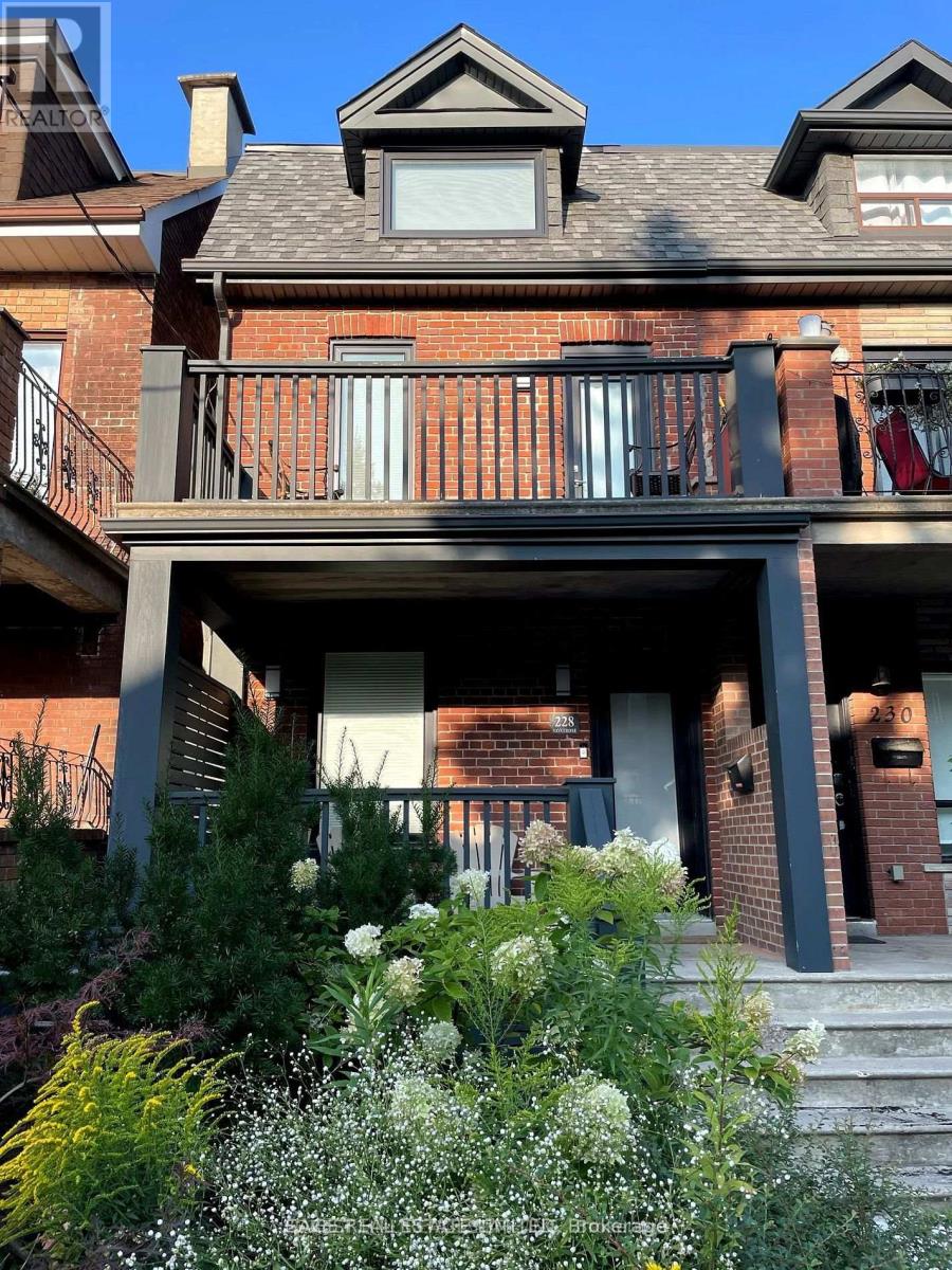 LOWER - 228 MONTOSE AVENUE