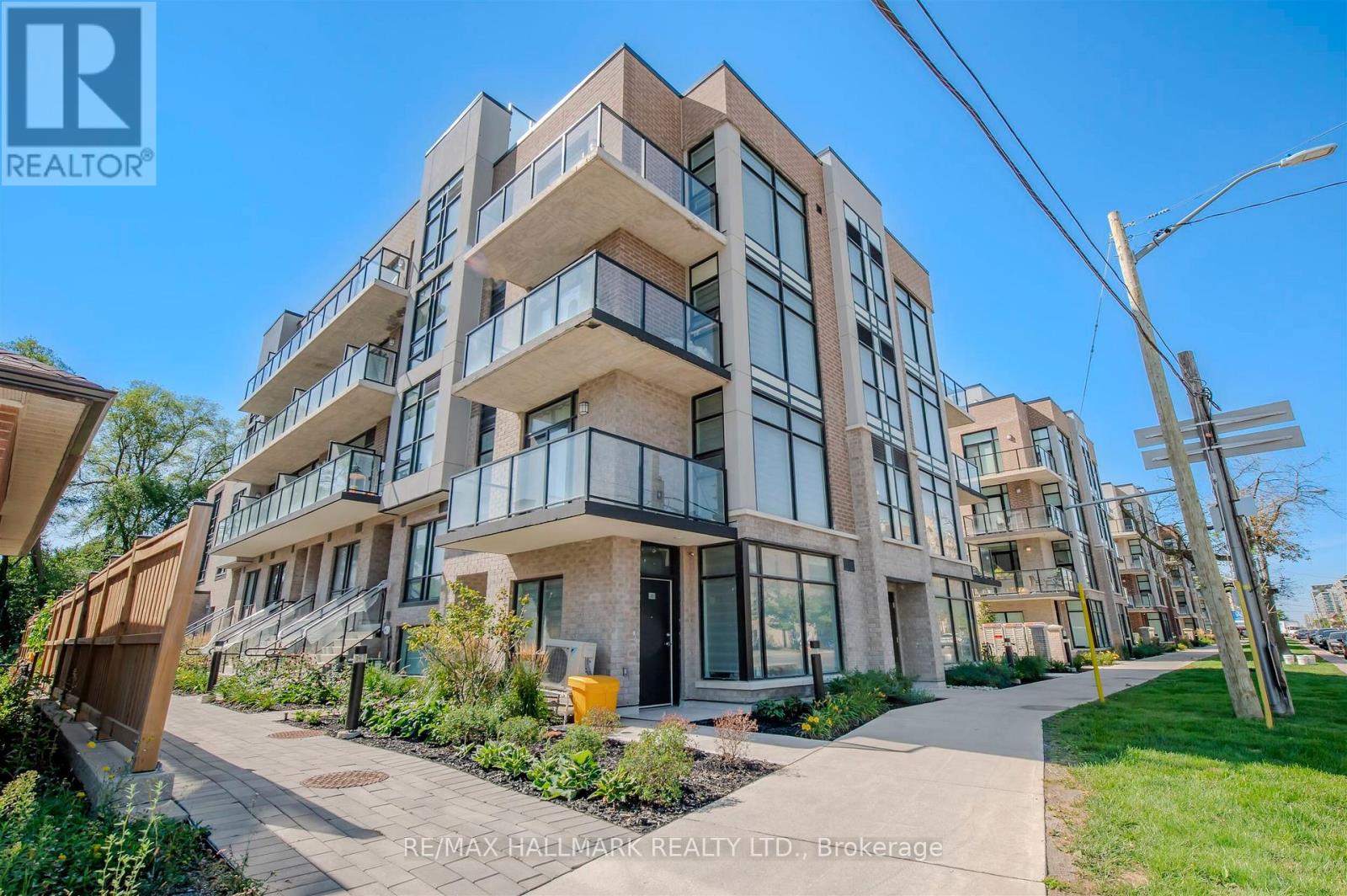 4th Floor - 35-851 Sheppard Avenue W Property Photo 1