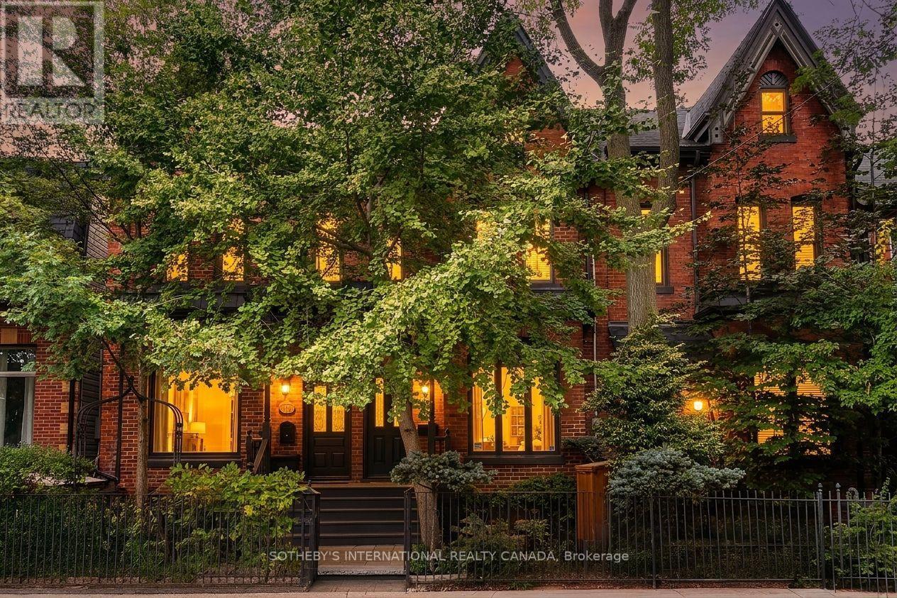 140 SPRUCE STREET