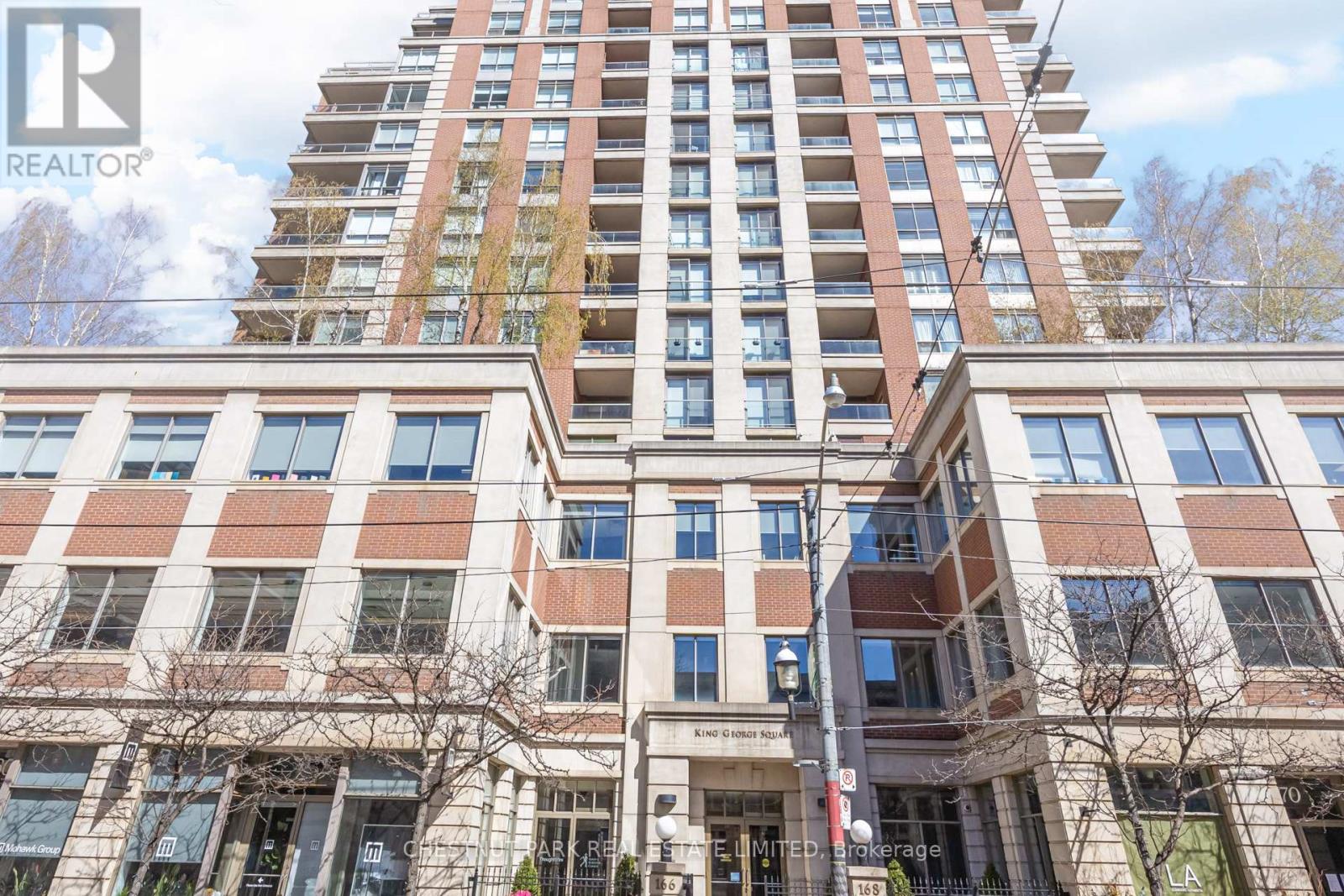 914 - 168 KING STREET E