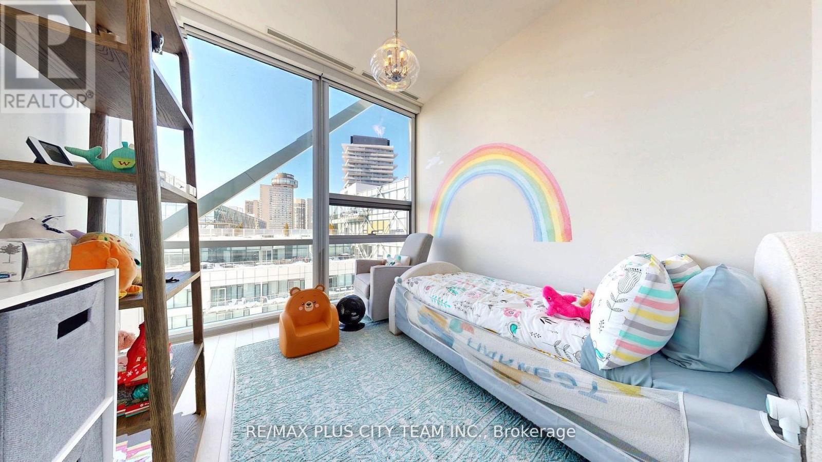 1305 - 39 Queens Quay E Property Photo 21