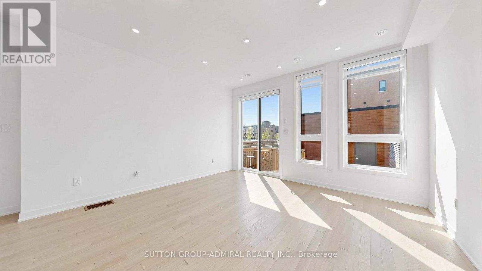 1 - 70 Green Gardens Boulevard Property Photo 14