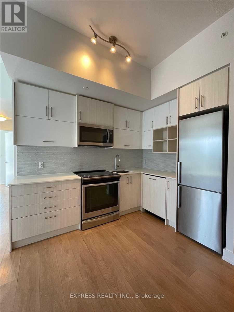 419 - 128 Fairview Mall Drive Property Photo 1