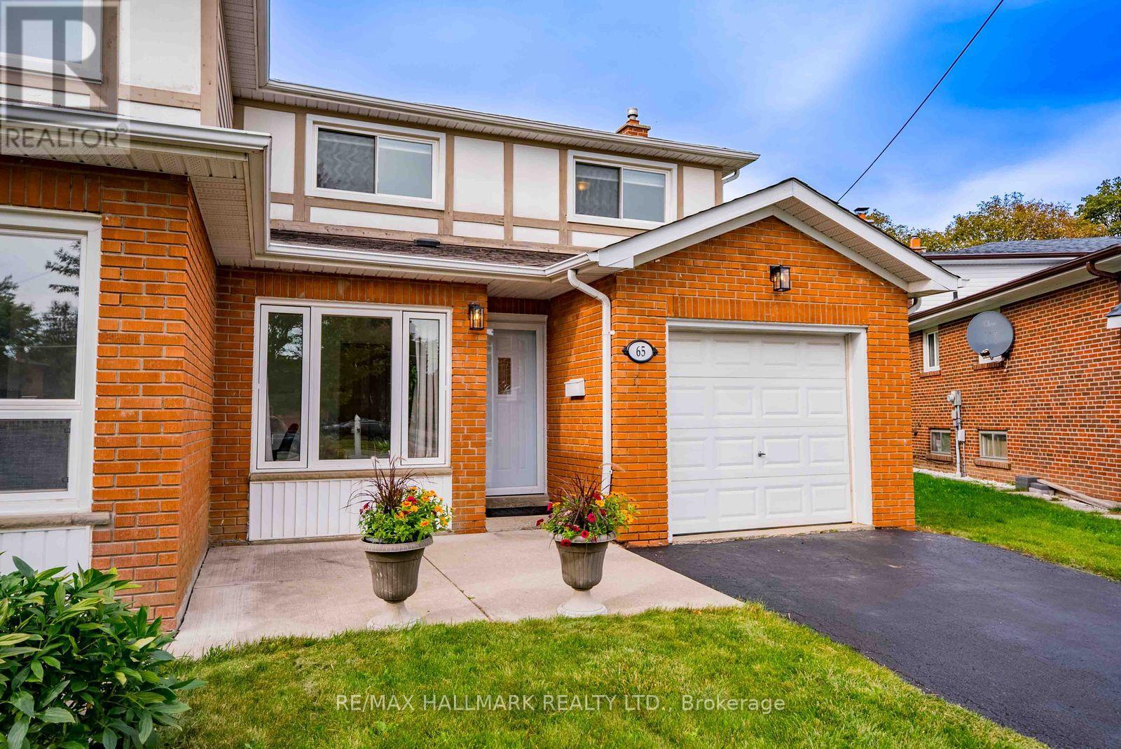 65 Baroness Crescent Property Photo 1