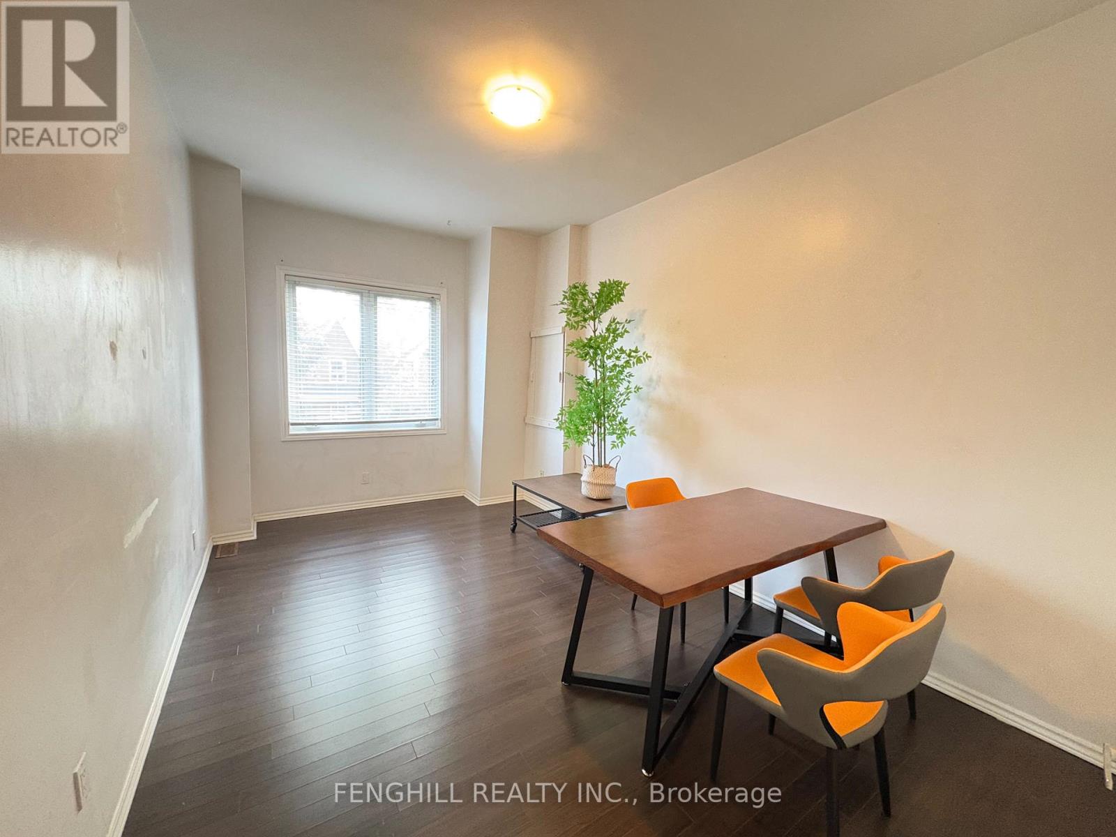 270 Clinton (upper Level) Street Property Photo 2