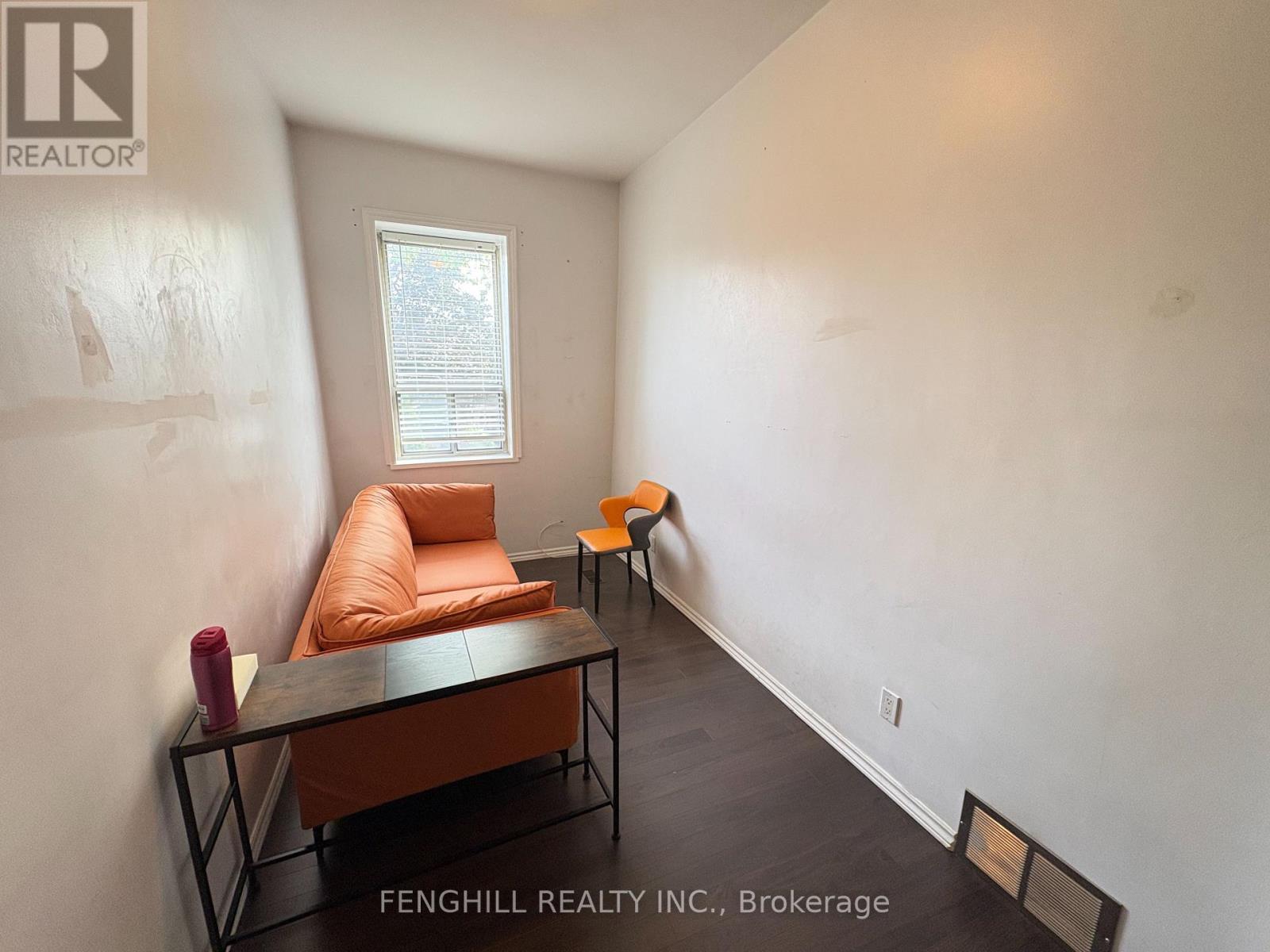 270 Clinton (upper Level) Street Property Photo 3