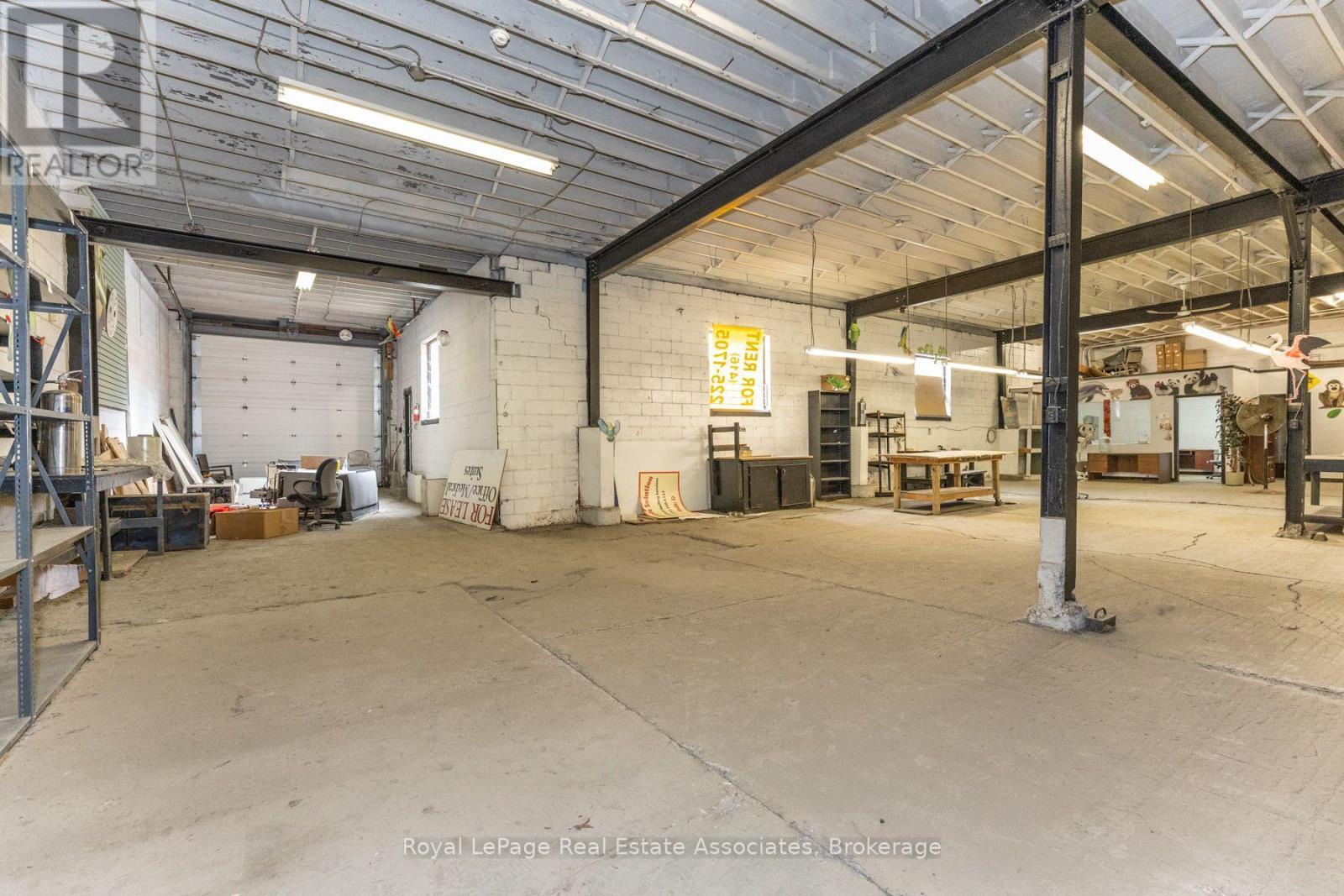 C E D - 381 Richmond Street E Property Photo 21